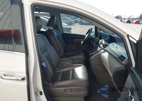 2015 Honda Odyssey Touring/Touring Elite z USA, uszkodzony, nr VIN 5FNRL5H91FB112847